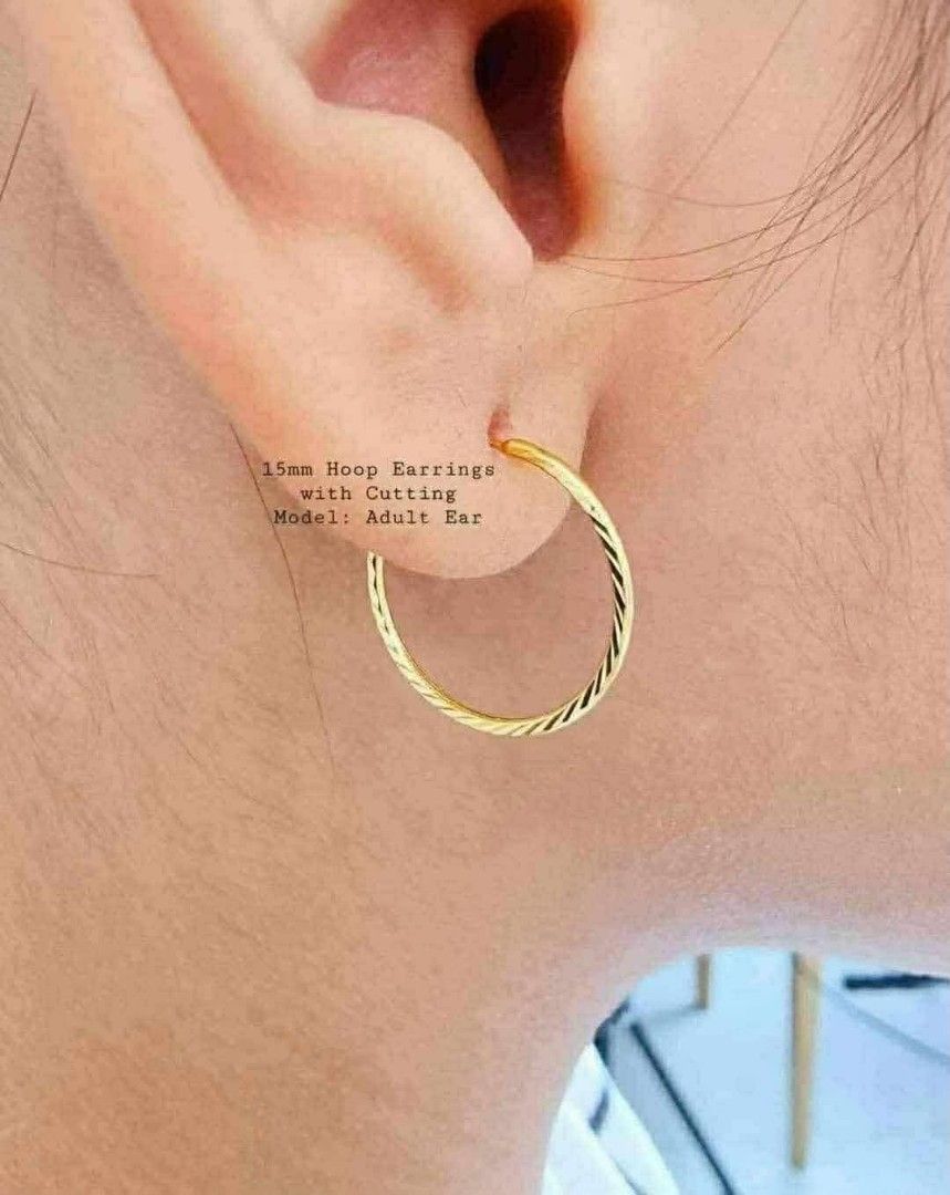 18K Saudi Gold 15mm Diacut Earloop (Category: Earrings) located in Caloocan City. Submitted by cheskhaionlinestore2.0 (Listing ID 1464791012, Image 1). Description: 18K Pure Saudi Gold 15mm Diacut Earloop ₱3200 only 📌 🍒 Pawnable/ Nasasangla💯 🍒 Brandnew 💯 🍒 Ship via JNT/ LBC 🍒 Lalamove for same day delivery 🍒 We accept COD COP with downpayment to avoid cancellation of orders ⚡ How to Order? Please feel free to message us directly 🙏🏻 Ches