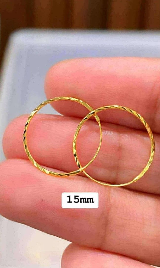 18K Saudi Gold 15mm Diacut Earloop (Category: Earrings) located in Caloocan City. Submitted by cheskhaionlinestore2.0 (Listing ID 1464791012, Image 3). Description: 18K Pure Saudi Gold 15mm Diacut Earloop ₱3200 only 📌 🍒 Pawnable/ Nasasangla💯 🍒 Brandnew 💯 🍒 Ship via JNT/ LBC 🍒 Lalamove for same day delivery 🍒 We accept COD COP with downpayment to avoid cancellation of orders ⚡ How to Order? Please feel free to message us directly 🙏🏻 Ches