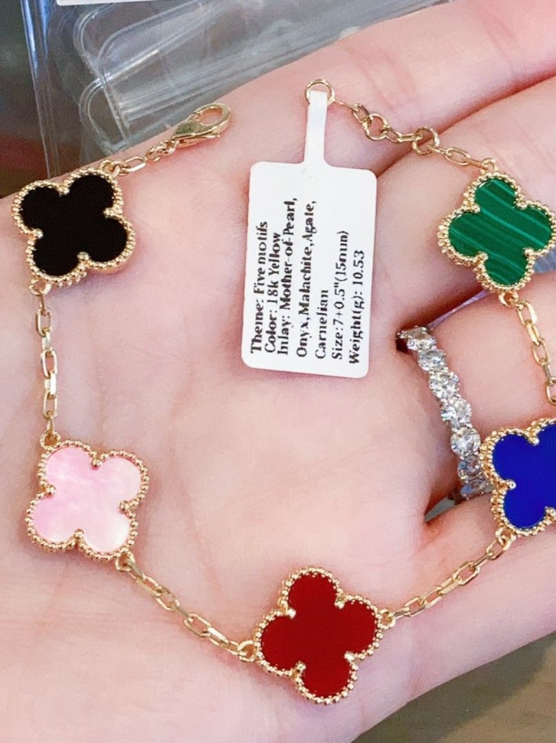 18k VCA bracelet hk setting (Category: Luxury Accessories) located in Manila. Submitted by luxesparks (Listing ID 1464856528, Image 3). Description: .