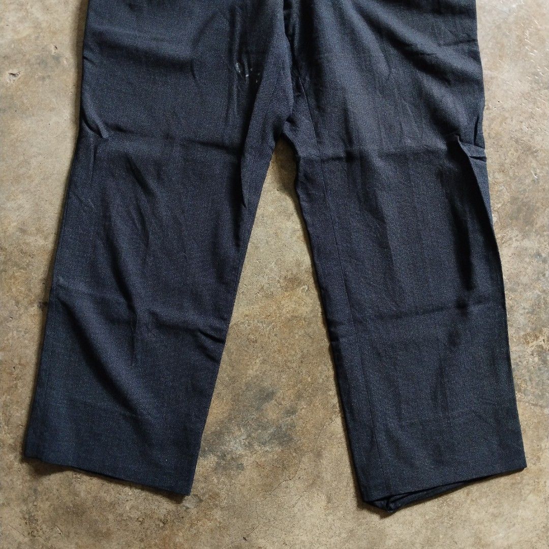 1950s Mitsukoshi Drop Loop Wool Pleated Trousers (Talon zipper) (Category: Trousers) located in Bulacan. Submitted by hustleoverluckphv2 (Listing ID 1464870378, Image 3). Description: 1950s Mitsukoshi Drop Loop Wool Pleated Trousers (Talon zipper) Measurements Waist - 35" Length - 38" Hem - 9" Thigh - 13" Inseam - 27" Php 490.