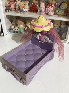 (Category: ) located in . Submitted by kiksy.closet (Listing ID 1464777785, Image 1). Description: .
