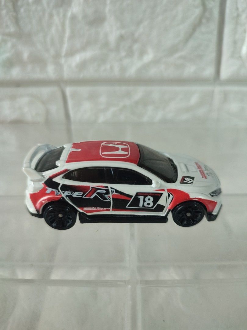 2018 Honda civic type R loose hotwheels (Category: Vehicle & Diecast Models) located in Narvacan. Submitted by jigger85 (Listing ID 1464772322, Image 1). Description: nearly mint paint chips loc. ilocos sur ship thru JNT and LBC.