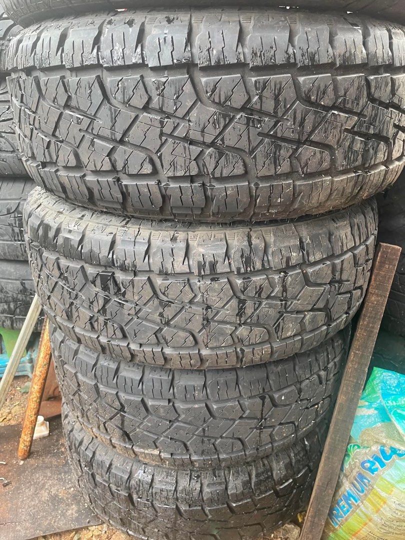 20s fuel mags with monsta tires (Category: Mags and Tires) located in Valenzuela. Submitted by nico.robin18 (Listing ID 1464785280, Image 3). Description: •20s fuel mags with monsta tires •265/50/r20 •2024 prod date •99% threadlife •with minimal scratches •Open for add swap •Negotiable for sure buyer.