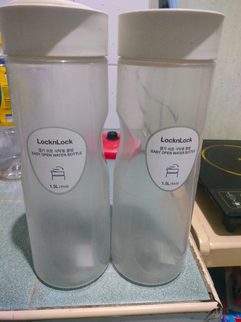 2 LocknLock Easy Open Water Bottles 1.5L (Category: Water Bottles & Tumblers) located in San Pedro. Submitted by leviandmillie (Listing ID 1464963149, Image 1). Description: ‼️PICK UP ONLY‼️ ‼️Kindly read all the information.‼️ 📦 Original Price: ₱269 💰 Selling Price: ₱100 ₱170 for BOTH Original LocknLock Easy Open Water Bottles. Slim design fits conveniently in a refrigerator door, with contoured sides for easier handling. DETAILS: • Brand: Loc
