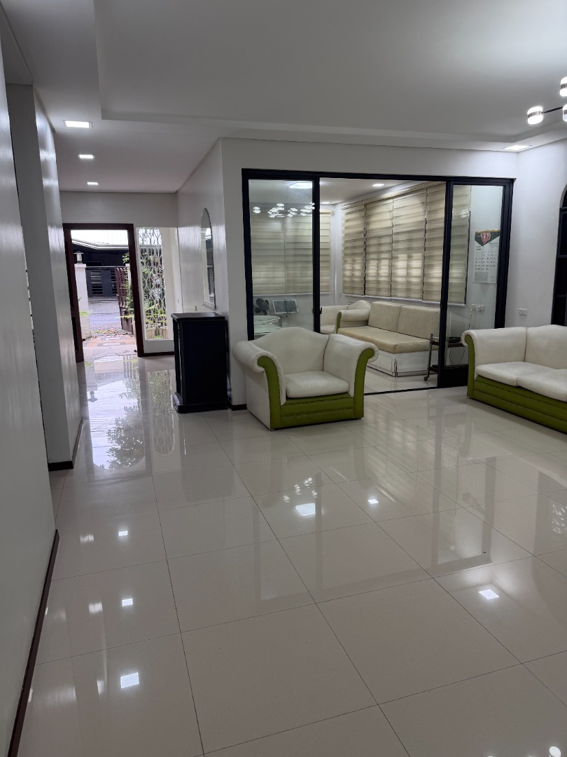 (Category: ) located in . Submitted by narcisorealty (Listing ID 1464833289, Image 1). Description: .