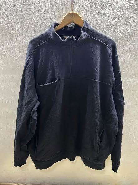 5.11 TACTICAL JACKET (Category: Coats, Jackets and Outerwear) located in Caloocan City. Submitted by j3ngsanity (Listing ID 1464894992, Image 1). Description: ISSUE LINTS.