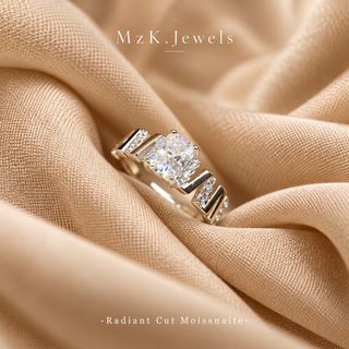 (Category: ) located in . Submitted by mzk.jewellery (Listing ID 1464947874, Image 1). Description: .