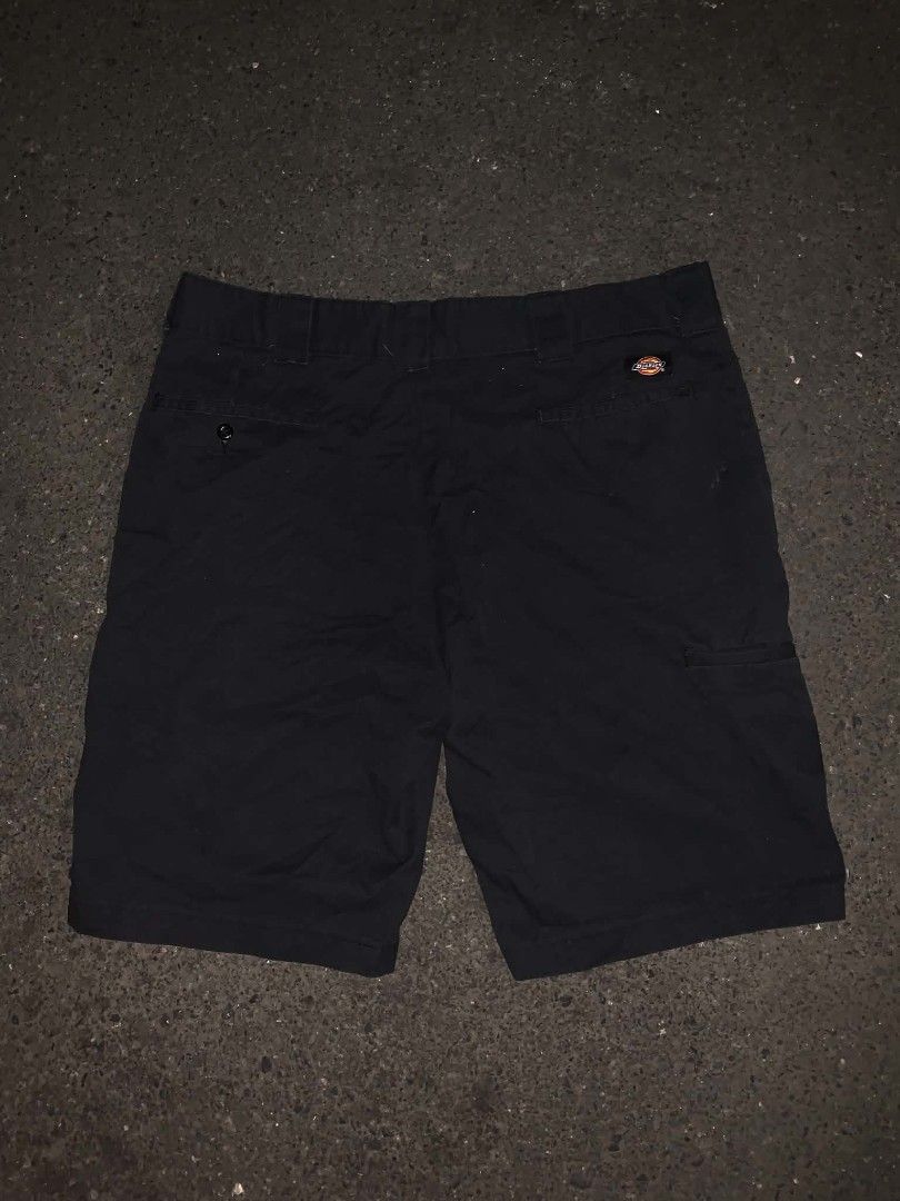 5 Pocket (Category: Shorts) located in Paranaque City. Submitted by ano_tara7 (Listing ID 1464929509, Image 2). Description: size 34 Color Rate 10/10 No issue.