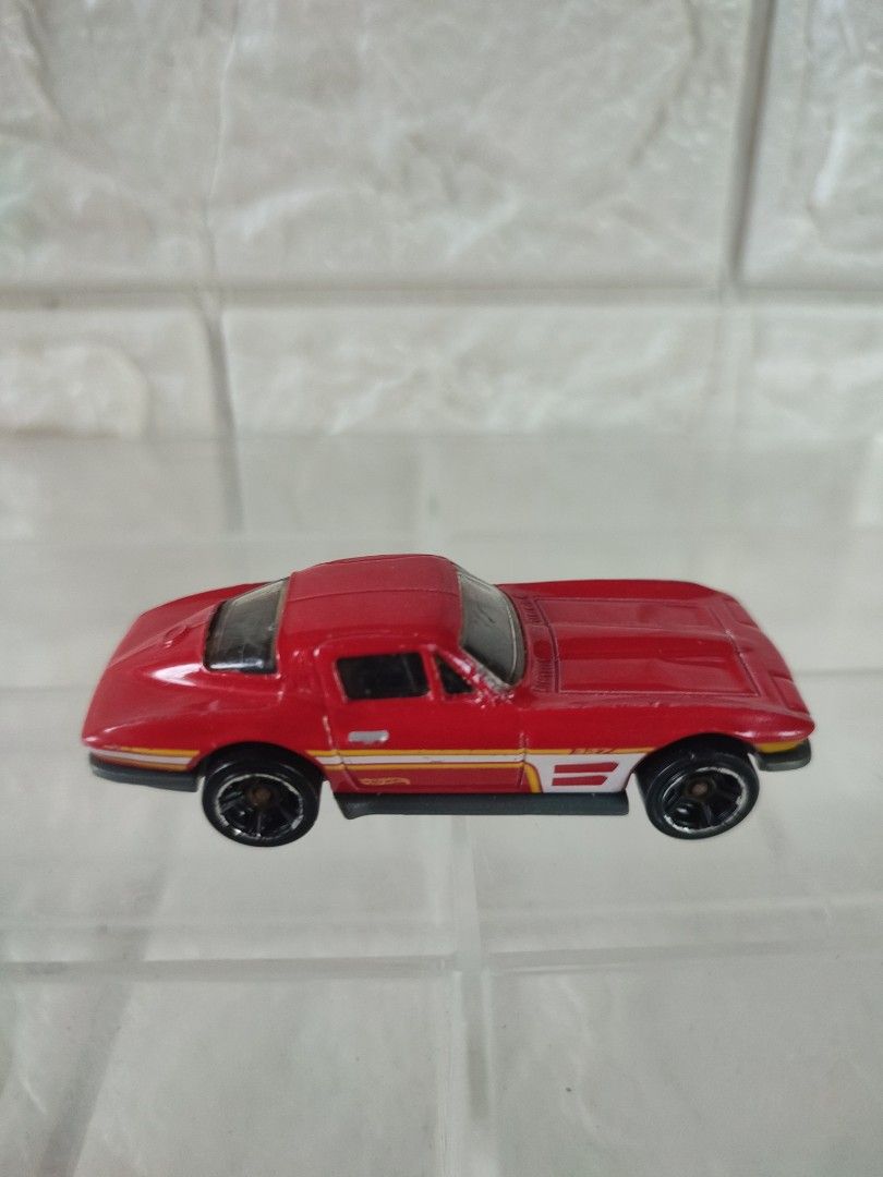 64 corvette stingray loose (Category: Vehicle & Diecast Models) located in Narvacan. Submitted by jigger85 (Listing ID 1464776153, Image 1). Description: 90 percent condition nearly mint paint chips loc. ilocos sur ship thru JNT and LBC.