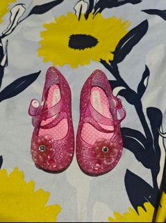(Category: ) located in . Submitted by love_happybee (Listing ID 1462433024, Image 1). Description: .