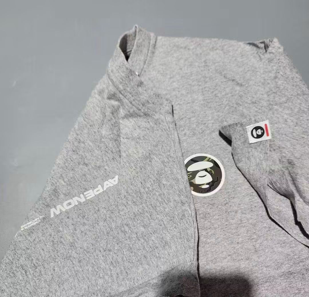AAPE (Category: Activewear) located in General Santos City (Dadiangas). Submitted by alzacksimo35414 (Listing ID 1464897585, Image 3). Description: 850 +sf PHOTO MAY VARY DUE TO LIGHTING 🥰 Brand: AAPE rubber chest camouflage logo ✅️actual dimention 20.5 × 26.5 ✅️exc. - new condition ✅️9.8 colorate ✅no issue DISCLAIMER: Please note that I ZACK SIMON is not affiliated with or endorsed by any brand. Any brand names or trademarks mentioned are the p