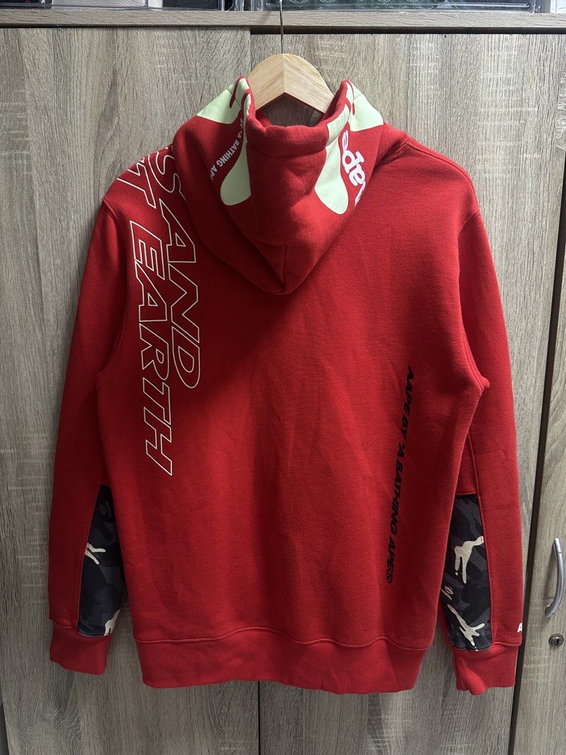AAPE by A Bathing Ape Moonface Pull Over Hoodie (Category: Coats, Jackets and Outerwear) located in Cavite. Submitted by PRIVATE.Selection (Listing ID 1464810185, Image 2). Description: AAPE by A Bathing Ape Moonface Pull Over Hoodie Size M-L W- 21 L- 28 Good as new Needs wash only.