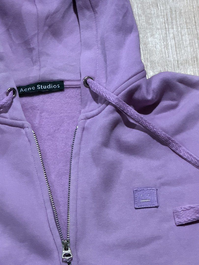 Acne Studios (Category: Coats, Jackets and Outerwear) located in Quezon City. Submitted by maddy.demie (Listing ID 1464920821, Image 2). Description: Width : 21 Length: 24 Size on Tag: Issue(s) : none .