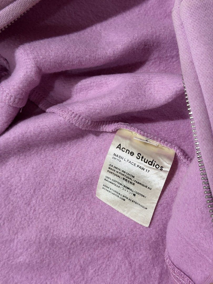 Acne Studios (Category: Coats, Jackets and Outerwear) located in Quezon City. Submitted by maddy.demie (Listing ID 1464920821, Image 3). Description: Width : 21 Length: 24 Size on Tag: Issue(s) : none .