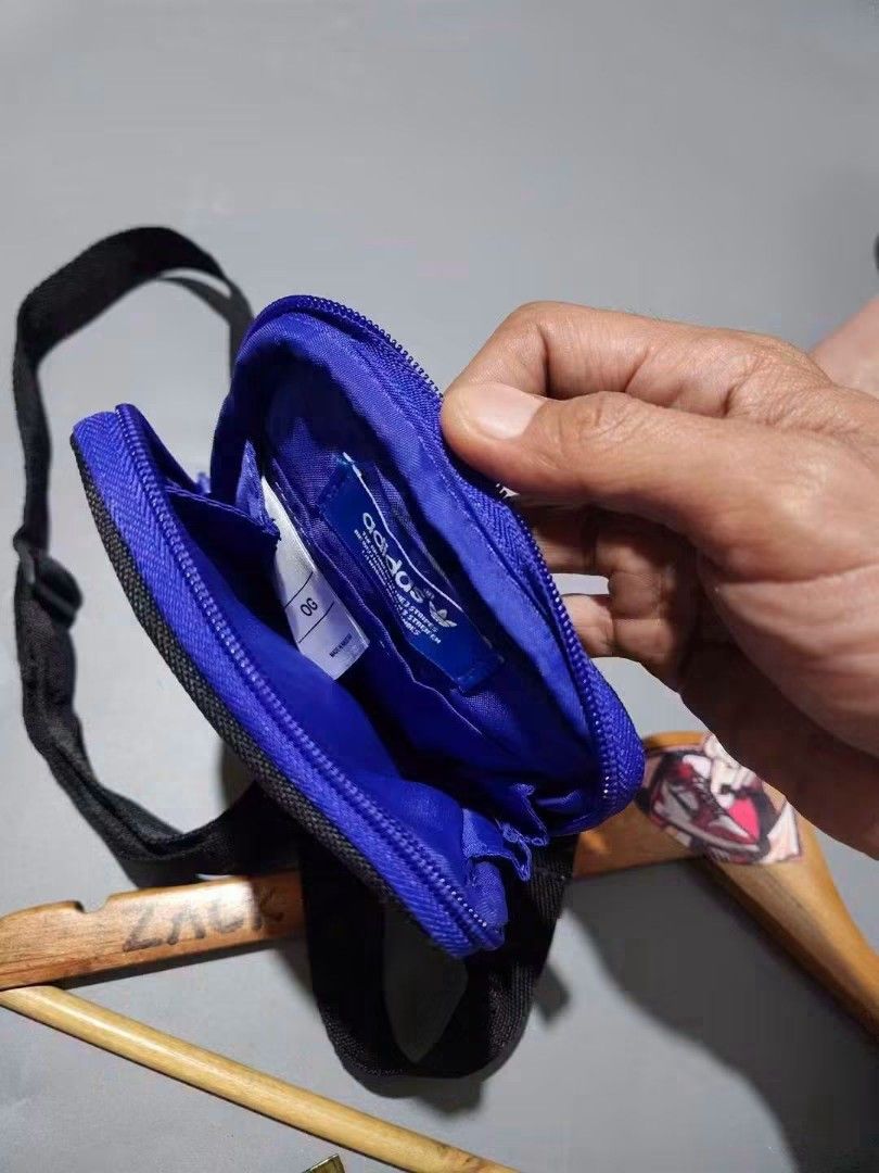 adidas (Category: Sling Bags) located in General Santos City (Dadiangas). Submitted by alzacksimo35414 (Listing ID 1464856584, Image 3). Description: 650 +sf PHOTO MAY VARY DUE TO LIGHTING 🥰 Brand: ADIDAS sling bag ✅️actual dimention 5 × 6 ✅️as new condition ✅️9.8 colorate ✅no issue DISCLAIMER: Please note that I ZACK SIMON is not affiliated with or endorsed by any brand. Any brand names or trademarks mentioned are the properties of their respec