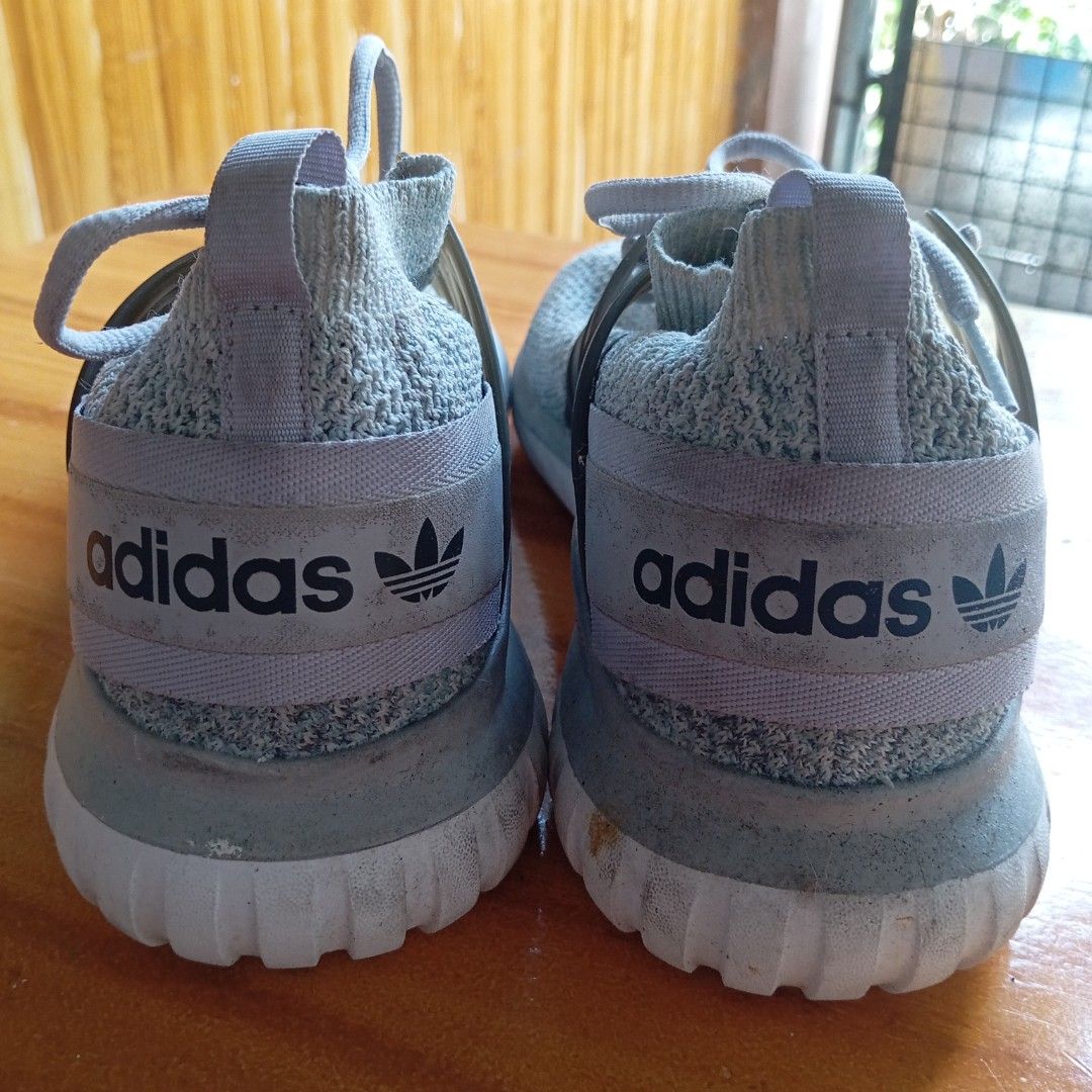ADIDAS (Category: Casual Shoes) located in Bacolod City. Submitted by drex- (Listing ID 1464861212, Image 3). Description: 2000 FREE SHIPPING SIZE 8.5 MENS PADALA SAKIN DI Q TRIP PM.