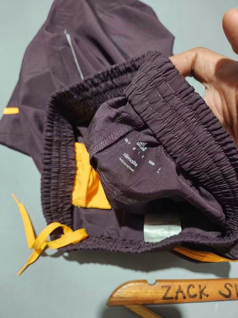 ADIDAS (Category: Activewear) located in General Santos City (Dadiangas). Submitted by alzacksimo35414 (Listing ID 1464890799, Image 3). Description: 580 +sf PHOTO MAY VARY DUE TO LIGHTING 🥰 Brand: ADIDAS ✅️actual dimention 28-31 × 17 ✅️as new condition ✅️10 colorate ✅no issue DISCLAIMER: Please note that I ZACK SIMON is not affiliated with or endorsed by any brand. Any brand names or trademarks mentioned are the properties of their respective o