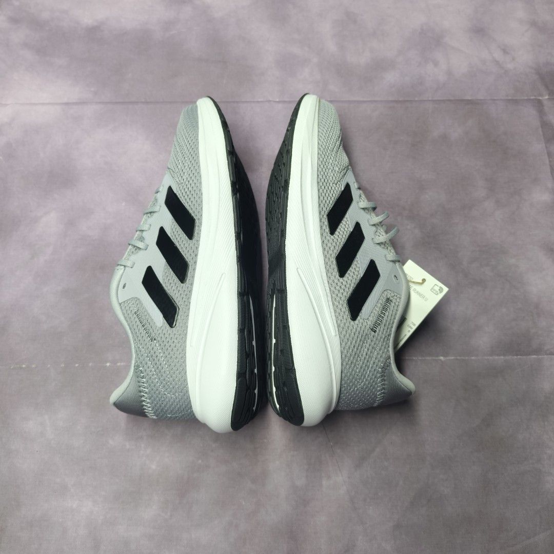 Adidas response runner (Category: Sneakers) located in San Jose. Submitted by dripdropph22 (Listing ID 1464775915, Image 3). Description: ❗Brandnew with box ang tags Adidas response runner Eu - 39 US - 6.5 UK - 6 1699+sf unli vouche unli VC.