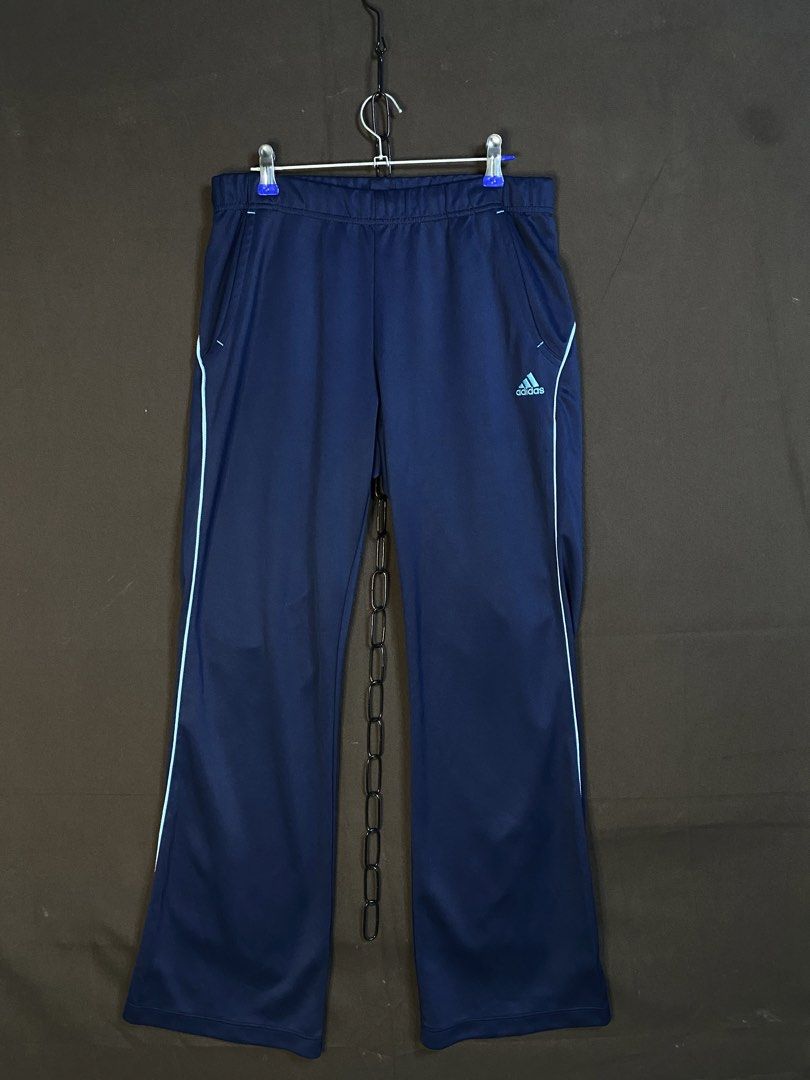 Adidas Sweatpants (Category: Sleep and Loungewear) located in Bay. Submitted by paoloconic70568 (Listing ID 1464871270, Image 1). Description: (A)didas Sweatpants Color Rate: 10/10 Color may vary due to lighting L on tag W-30 L-38 Hem-10 Issue: None ₱350 No deleting of comments. All items are thrifted manage your expectations. Good Thrift, Good Mood..
