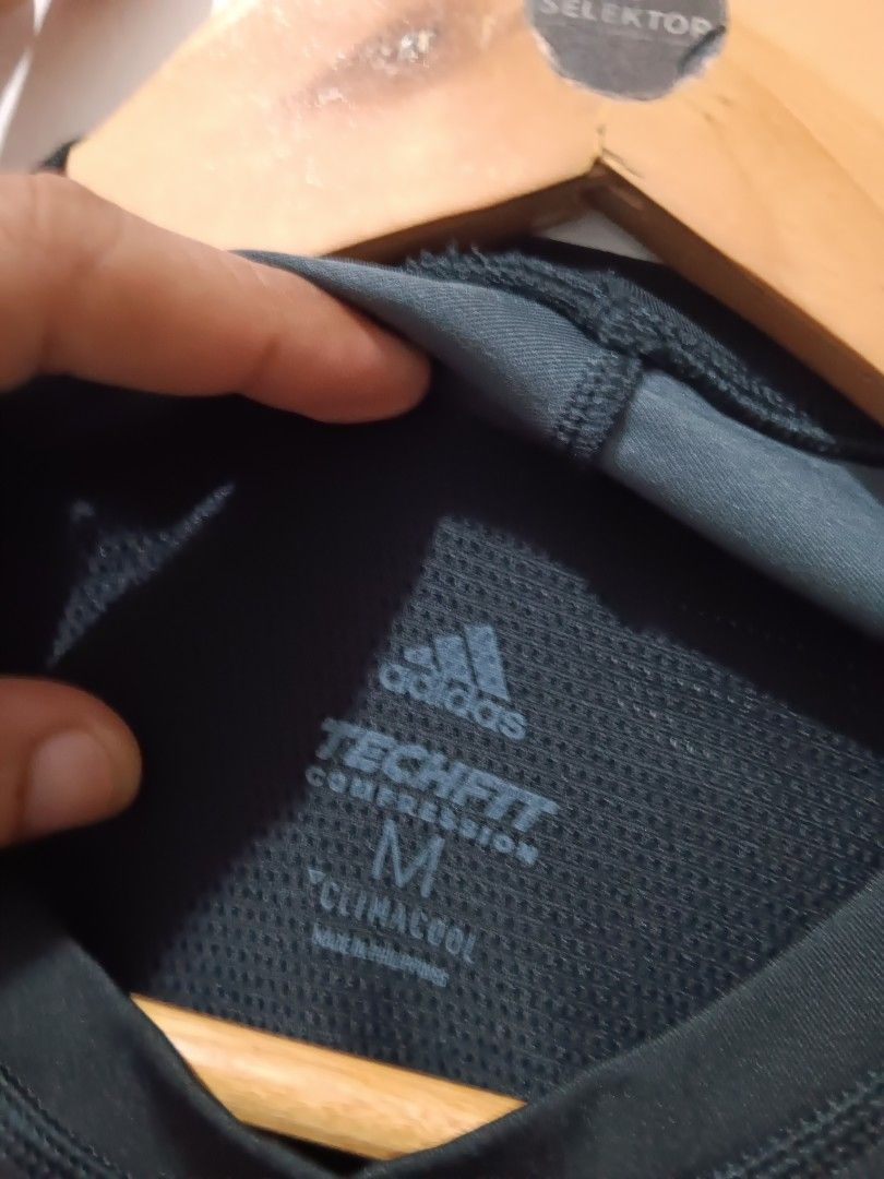 ADIDAS TECHFIT COMPRESSION (Category: Activewear) located in Dauis. Submitted by udenglegaspi (Listing ID 1464858154, Image 2). Description: .