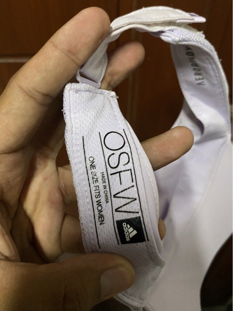 Adidas Womens Visor Cap (Category: Caps & Hats) located in Davao. Submitted by workmensph (Listing ID 1464785358, Image 3). Description: OSFW.