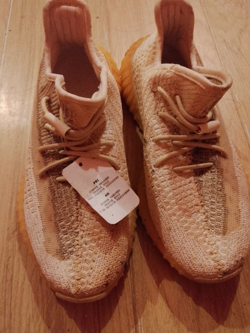 Adidas Yeezy (Category: Sneakers) located in Quezon City. Submitted by yours1 (Listing ID 1464872094, Image 2). Description: size: 41 brand new: asking price: 2,000 di pa nagagamit wala lang box.