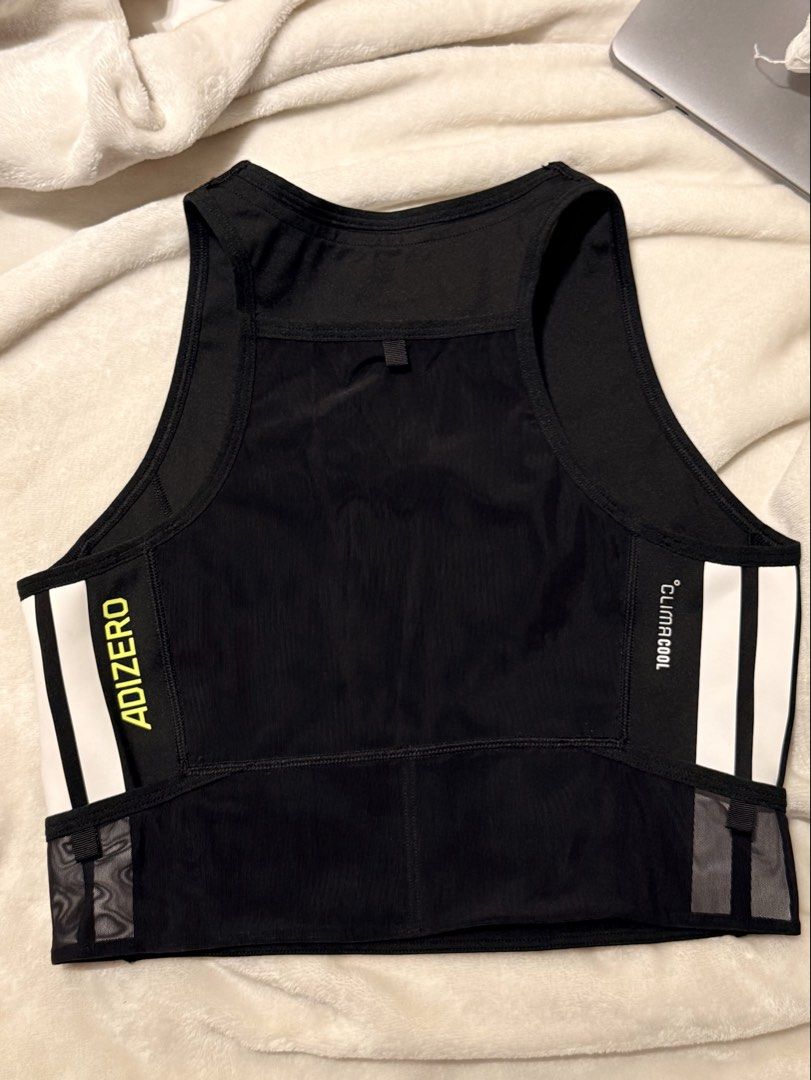 Adizero Running Gel Pocket Top (Category: Activewear) located in Manila. Submitted by prelovedbyjana (Listing ID 1464818522, Image 3). Description: Bnew no tag Fits small to medium .