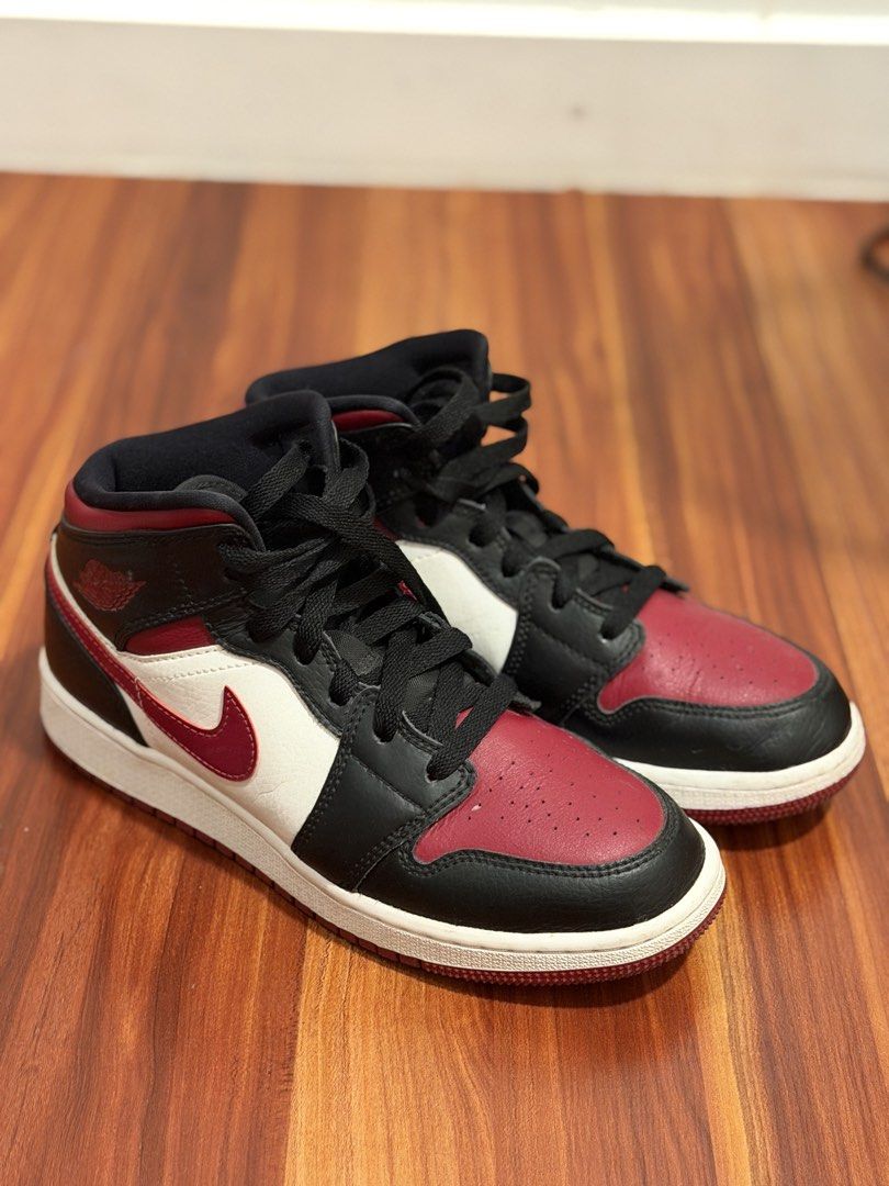 Air Jordan 1 Mid "Bred Toe" sneakers (Category: Sneakers & Footwear) located in Batangas. Submitted by rheneemaequizon (Listing ID 1464897605, Image 1). Description: Air Jordan 1 Mid “Bred Toe” sneakers Blac/White/Red No box - pasalubong from Canada Rarely used RFS: Nakatambak lang, need funds.