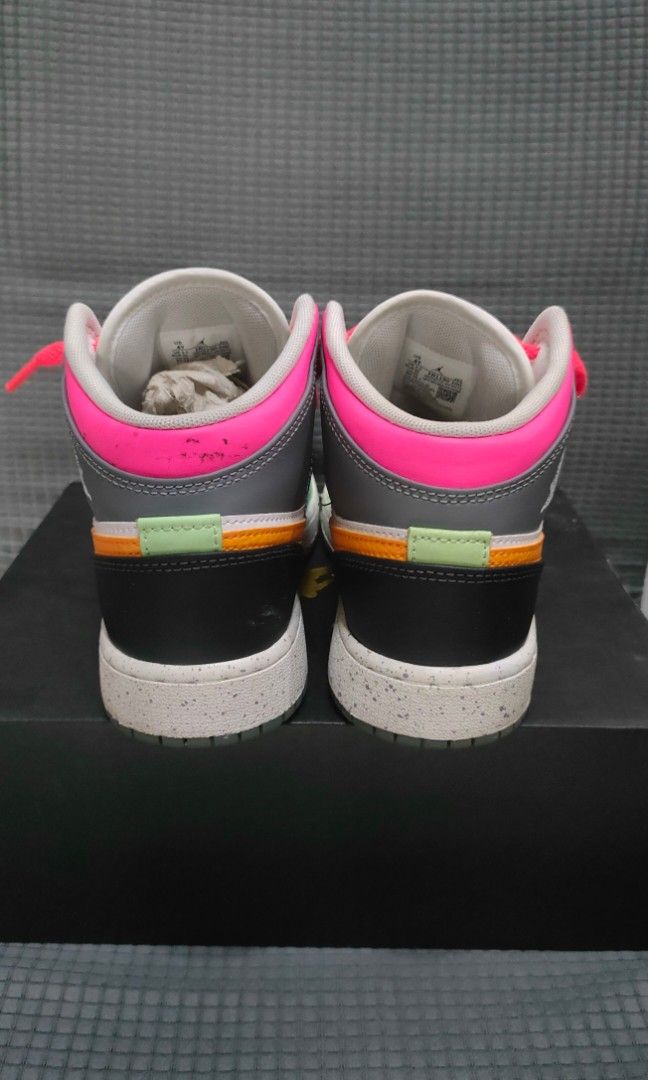 Air Jordan 1 mid SE (GS) 4Y (Category: Shoe inserts) located in Taguig. Submitted by fundraising_for_althon (Listing ID 1464791259, Image 3). Description: .