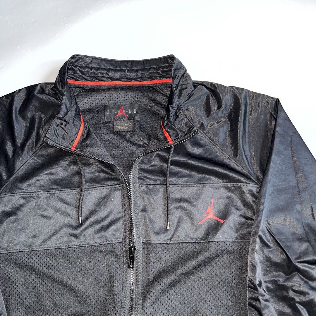 AIR JORDAN WINGS FLIGHT SUIT JACKET SIZE LARGE-XL - AV1302-011 CODE (Category: Hoodies) located in Las Pinas. Submitted by vinthrift420 (Listing ID 1464844179, Image 3). Description: AIR JORDAN WINGS FLIGHT SUIT JACKET SIZE LARGE-XL - AV1302-011 CODE Width - 27 Length - 29 Asnew Condition Color Rate 9.5/10 No issue Price - 2k 📍Las piñas.