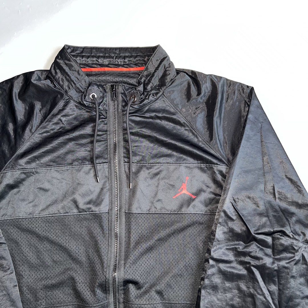AIR JORDAN WINGS FLIGHT SUIT JACKET SIZE LARGE-XL - AV1302-011 CODE (Category: Hoodies) located in Las Pinas. Submitted by vinthrift420 (Listing ID 1464844179, Image 2). Description: AIR JORDAN WINGS FLIGHT SUIT JACKET SIZE LARGE-XL - AV1302-011 CODE Width - 27 Length - 29 Asnew Condition Color Rate 9.5/10 No issue Price - 2k 📍Las piñas.