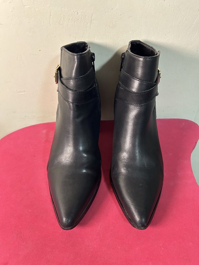 Aldo Side Zip Buckle Ankle Boots (Category: Boots) located in Quezon City. Submitted by jjsurplus_23 (Listing ID 1464779390, Image 2). Description: .