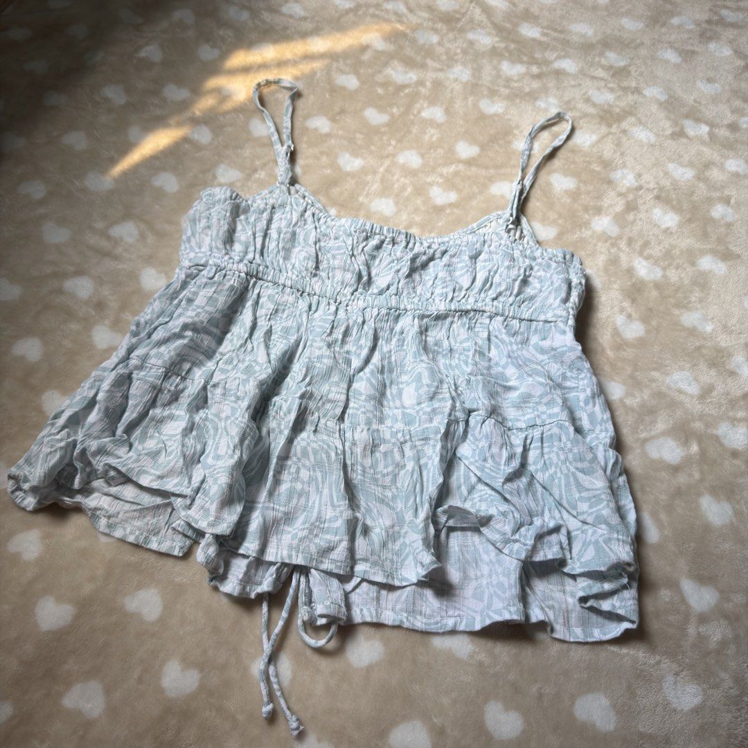 American eagle (Category: Sleeveless) located in Manila. Submitted by shefindshope (Listing ID 1464888745, Image 2). Description: .