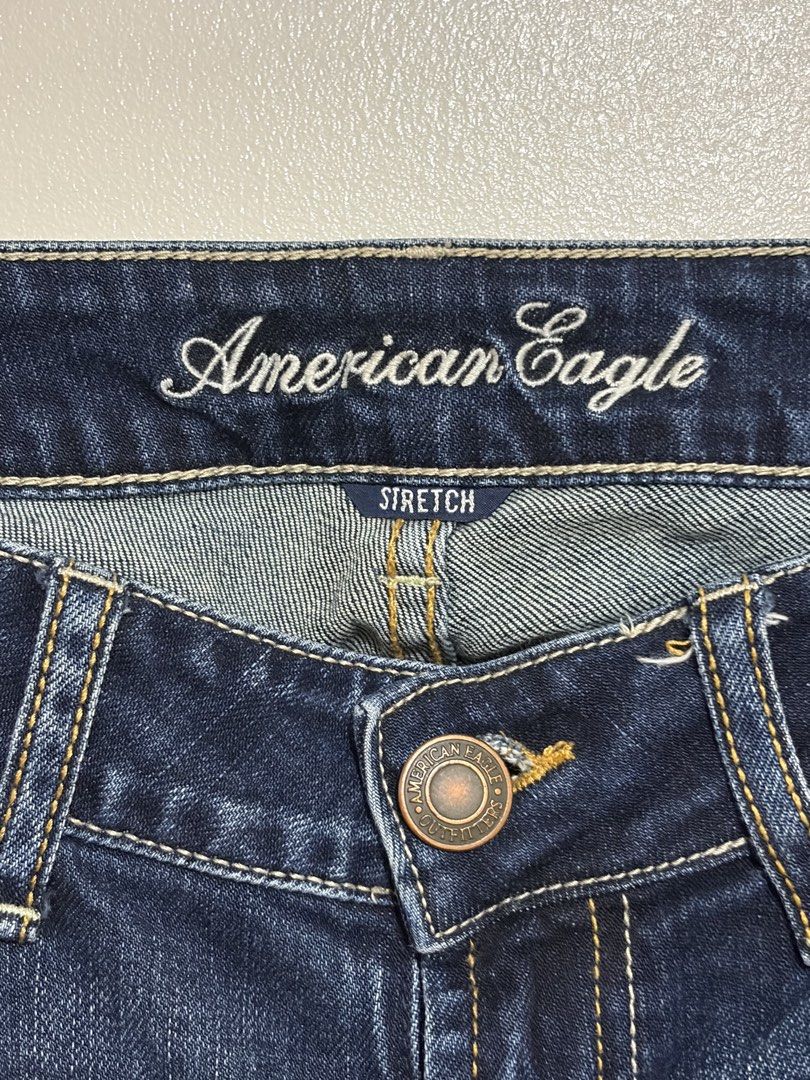 American Eagle Stretch Dark Wash Jeans (Category: Jeans) located in Cainta. Submitted by knarv__ (Listing ID 1464883502, Image 2). Description: American Eagle Outfitters dark wash stretch denim jeans. Features a classic 5-pocket design, flattering fit, and comfortable stretch fabric..