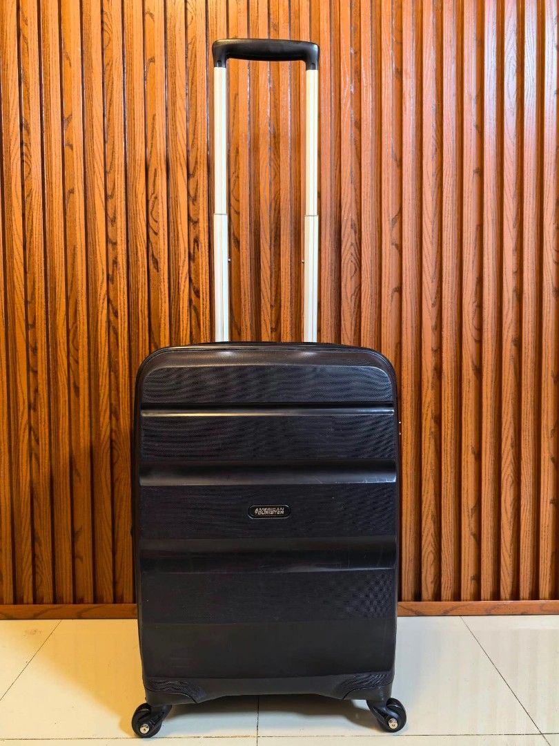 American Tourister (Category: Luggage) located in Manila. Submitted by jzjapansurplus (Listing ID 1464918251, Image 1). Description: Brand: American Tourister Model: Bon Air ✅ Small Handcarry Luggage ✅ H21.5" xW14" x D8.5-10 Inches ✅ High Quality DURABLE Body ✅ 100% Polypropylene body ✅ Impact and Shock Resistant! ✅ 360° Wheels All smooth ✅ Telescopic Aluminum Handle ✅ TSA007 Lock with Passcode ✅ Sign of usage scratch only no Crack Guaranteed ⬆️ 