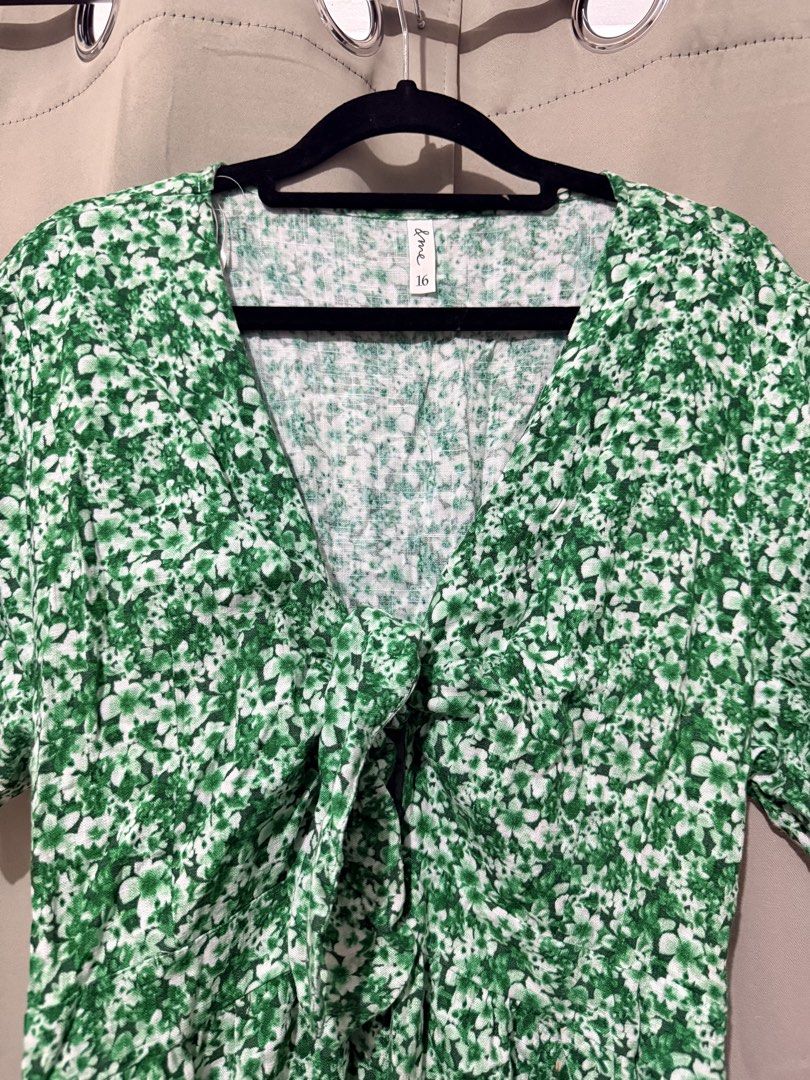 And Me Dress (Category: Dresses) located in Las Pinas. Submitted by monicaspreloved (Listing ID 1464859373, Image 2). Description: Aussie dress Fits xl-xxl Back garter No flaws MOP: Bank transfer only Shipping: Grab/Lalamove/J&T.