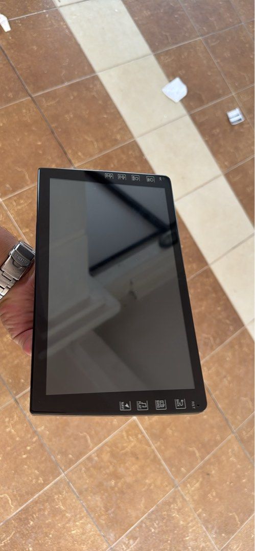 Android player (Category: Auto Accessories) located in Kuala Lumpur. Submitted by youngwolf.9f608c (Listing ID 1464838723, Image 2). Description: Unknown brand , in good condition still work , sell for cheap .