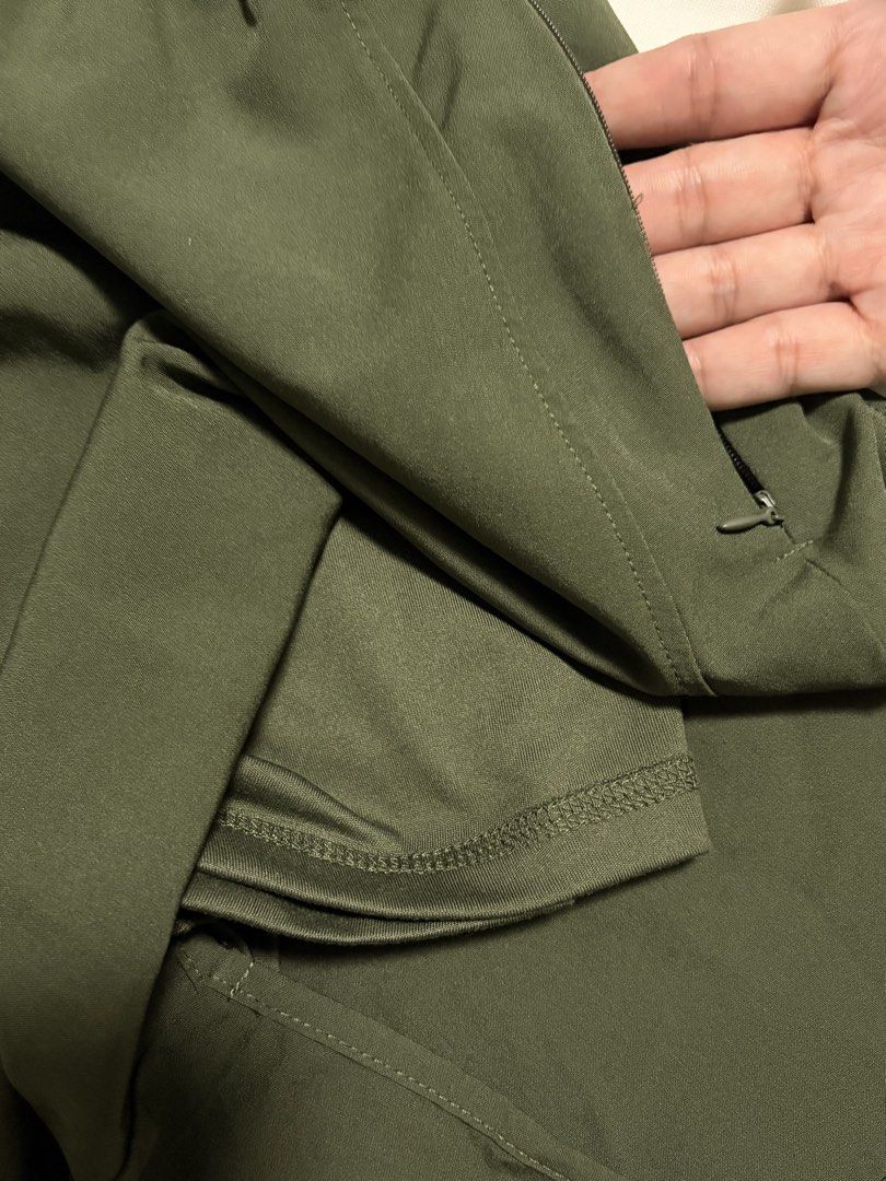 Anko Active Olive Green Running Shorts Size 8 (Category: Activewear) located in Mandaluyong City. Submitted by sarisaringtinda (Listing ID 1464930366, Image 3). Description: Olive green running shorts from Anko Active. Elastic waistband, comfortable stretchy fit. Built-in liner shorts underneath for extra coverage. Small hidden zip pocket on the side. Curved hem design on the legs. Size 8 tag attached inside. Great piece for workouts, gym session