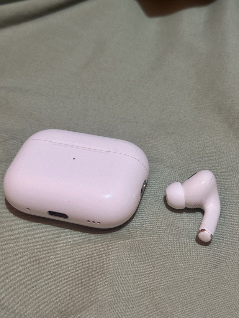 Apple AirPods Pro charging case and earbud (Category: Earphones) located in Quezon City. Submitted by spikesforhope (Listing ID 1464879501, Image 1). Description: - Authentic Apple AirPods Pro set including charging case and one right earbud - Features USB-C charging port and speaker holes on the bottom - Comes with a comfortable silicone tip attached to the earbud - Ideal replacement setup if you lost your case or right bud - Tested and working 
