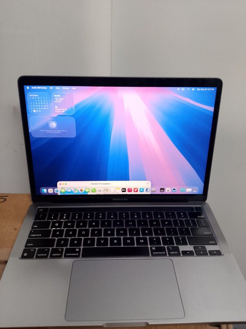 APPLE MACBOOK PRO A2338 (Category: Laptops & Notebooks) located in Manila. Submitted by maria123_a (Listing ID 1464880372, Image 1). Description: APPLE MACBOOK PRO A2338 PROCESSOR: M1 MEMORY: 16GB STORAGE: 256 BATT: 84%(M) 💸21,999.