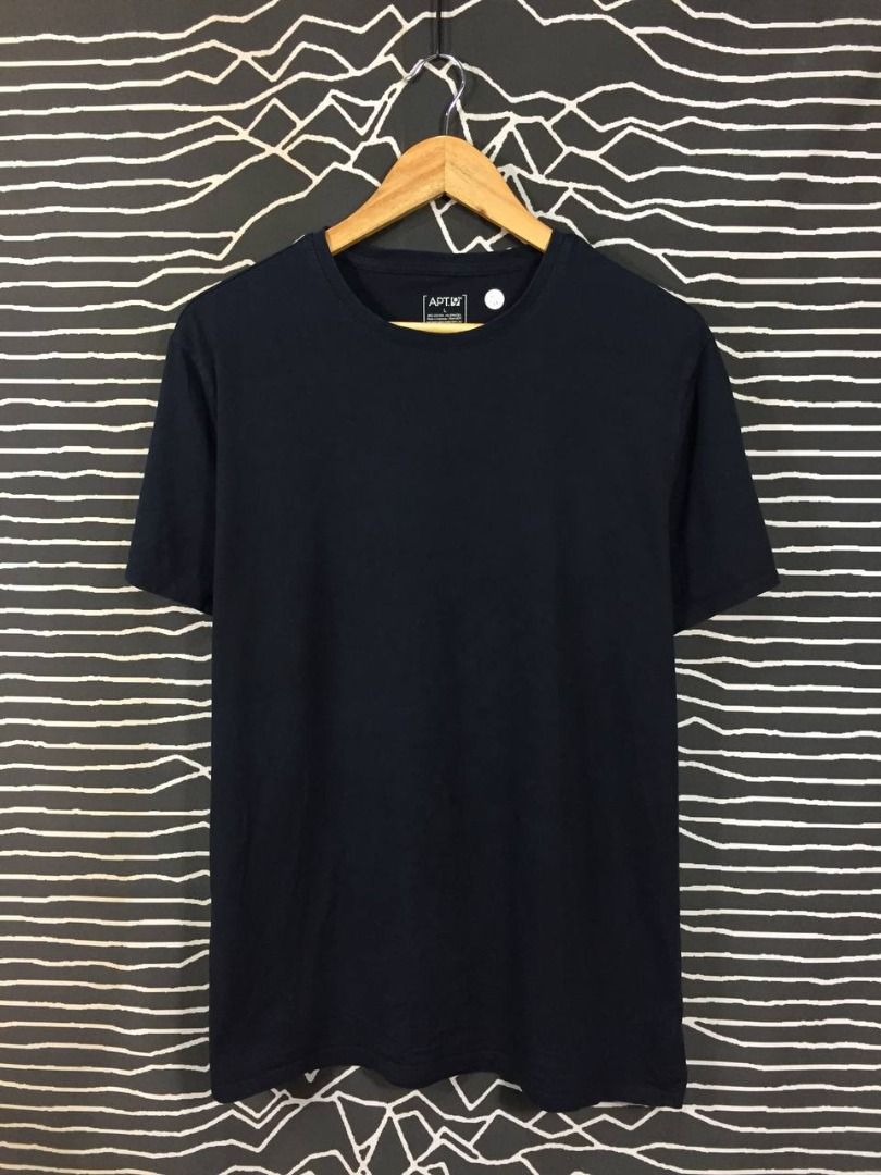 APT 9 Plain Solid Cotton Blend Stretch Basic Tee (Category: Tshirts & Polo Shirts) located in Kota Bharu. Submitted by primitivesstore (Listing ID 1464830354, Image 2). Description: Pit 21 inch Length 28 inch Used Condition. Got marks/stains (see pics).