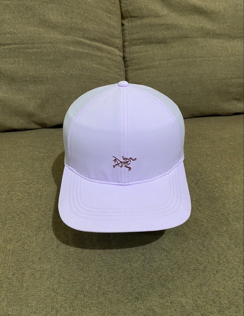 Arc'teryx Small Bird Cap (Category: Caps & Hats) located in Cebu City. Submitted by patspickph (Listing ID 1464895101, Image 1). Description: This is an Arc'teryx Small Bird Cap(Unisex)in a light purple colorway. Cut tag but legit or authentic all the way. No issue Excellent Condition👍👌.