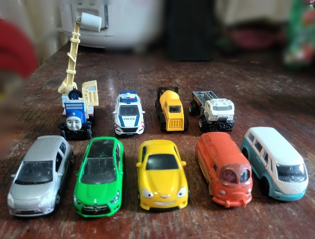 Assorted diecast toy vehicles and construction trucks set (Category: Vehicle & Diecast Models) located in Subic. Submitted by kalakal.sa.gapo (Listing ID 1464797052, Image 2). Description: P200 Take All.