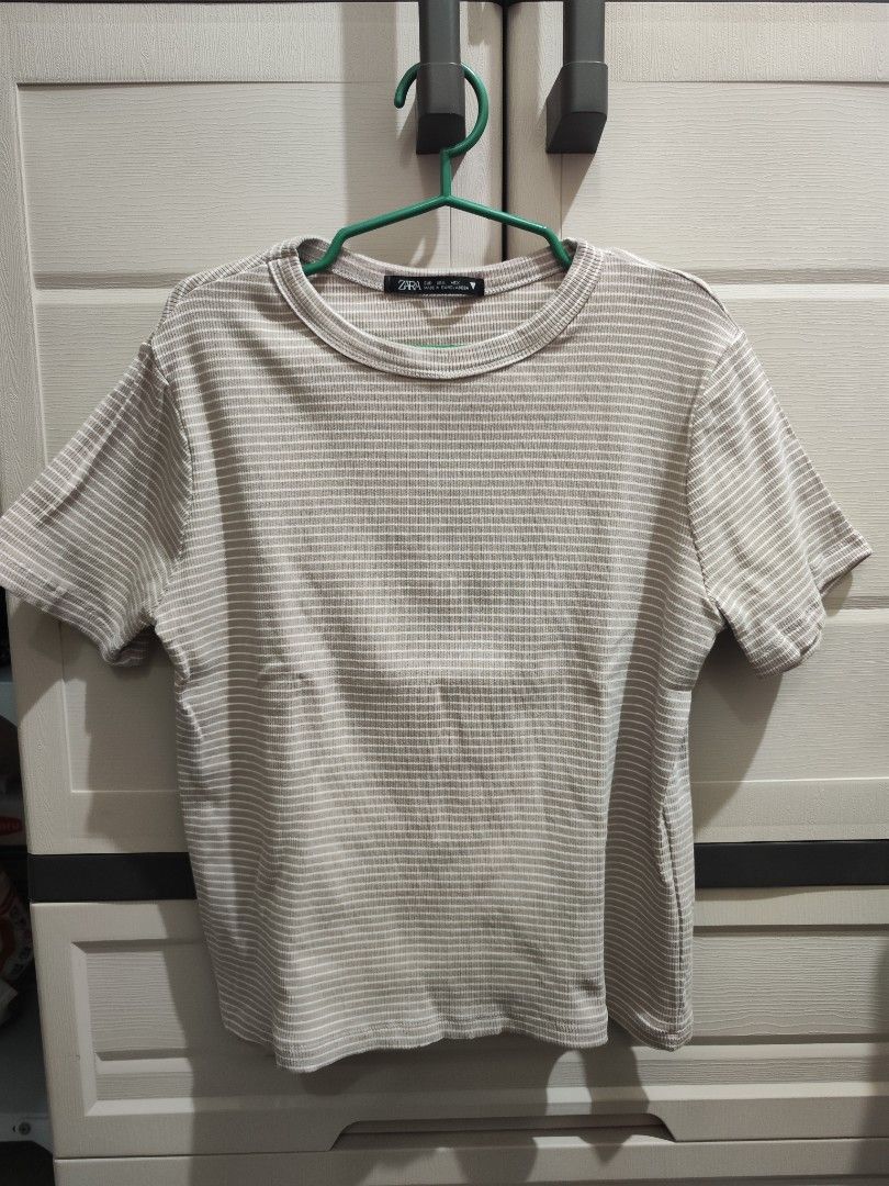 Assorted women tops for take all (Category: Tshirts & Polo Shirts ) located in Cavite. Submitted by isodanna0811-97013 (Listing ID 1464911674, Image 3). Description: Personal pre❤️ Size: best fit for 38 bust (medium to semi large) Brown- 19.5" width Floral- 19" width Stripes- 17" width knitted stretchable Green- 17.5" width White/gray- 19" width .