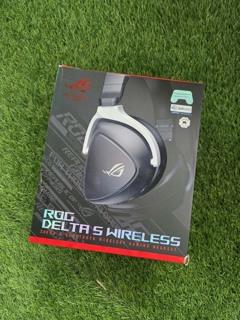 ASUS ROG Delta S Wireless Gaming Headset (Category: Headphones & Headsets) located in Manila. Submitted by .mimi.694 (Listing ID 1464816150, Image 2). Description: FOR SALE ONLY FIRM PRICE DOP: Dec 2024 - Brand: ASUS Republic of Gamers (ROG) - Connectivity: Dual 2.4GHz wireless and Bluetooth - Condition: Like new, fully operational, unblemished, and kept in its molded tray - Sound Quality: Pro-gamer tested for immersive audio - Inclusions: Origin