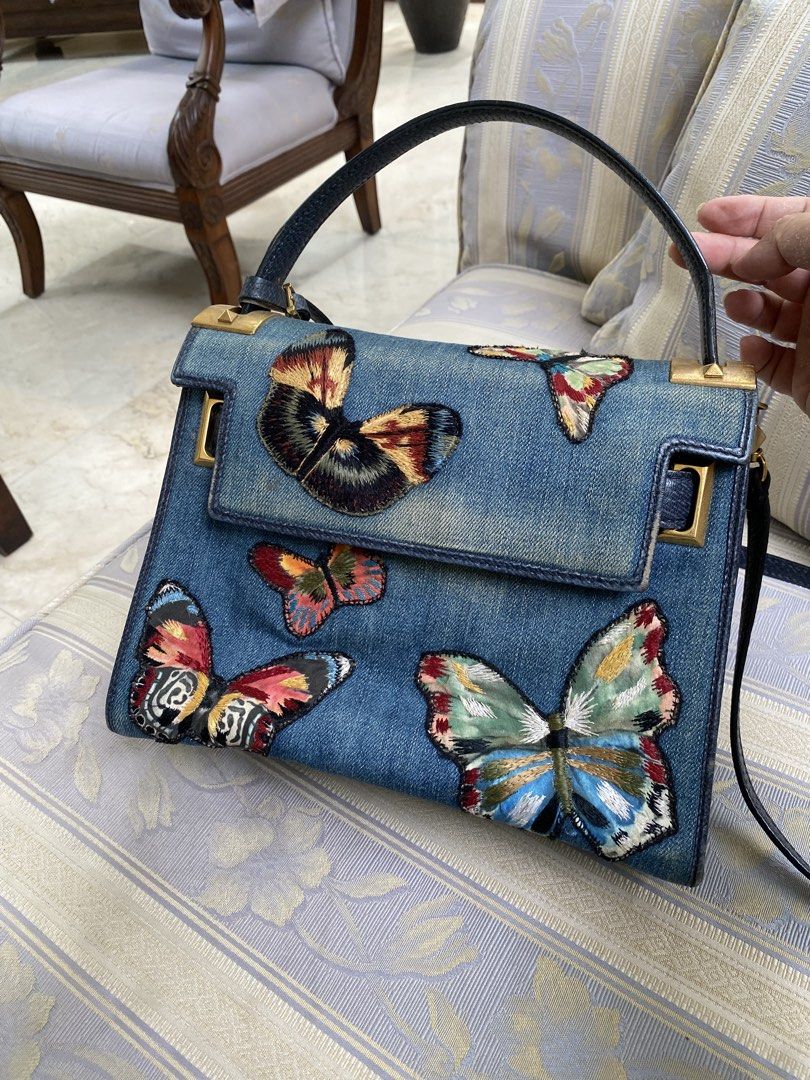 Auth Rare denim Valentino my rock stud bag (Category: Shoulder Bags) located in Muntinlupa City. Submitted by shoebizzness (Listing ID 1464805203, Image 2). Description: Rare Valentino denim bag Mint condition EUC Guaranteed authentic I prefer cross body style Size 10 x 8 x 5 inches Buyer pays sf Alabang meet up ok .