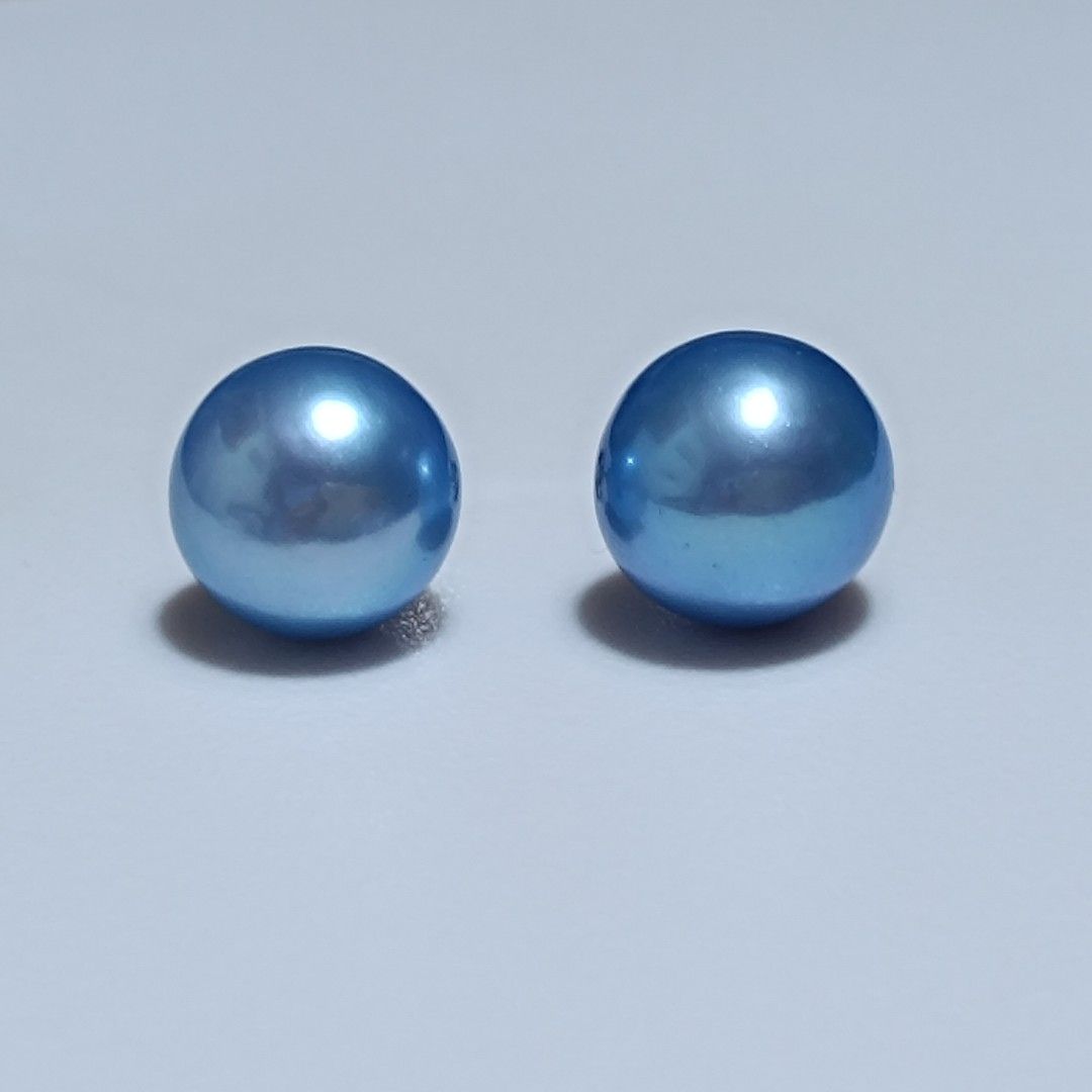 Authentic AAA Blue Fresh Water Pearl Elegant Stud Earrings (Category: Earrings) located in Imus. Submitted by luxegemjewels (Listing ID 1464957205, Image 3). Description: 🦪Genuine fresh water pearls. High Quality AAA Lustrous blue Beautiful and high quality Pearl with great Luster, clean surface, and thick nacre. Simple, Classic and Elegant, they makes excellent gifts for wedding parties as well as for everyday wear. Perfect for gift giving!💖 �