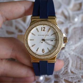 (Category: ) located in . Submitted by Authentic4Less_OLShop (Listing ID 1464882218, Image 1). Description: .