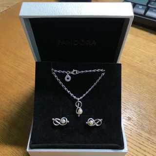 (Category: ) located in . Submitted by daintyjewels (Listing ID 1464875973, Image 1). Description: .