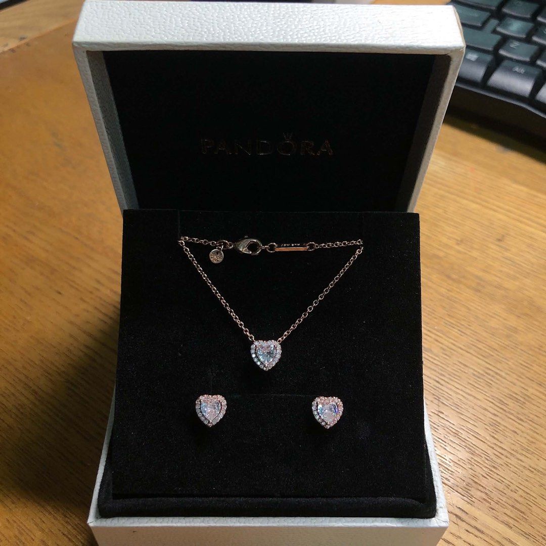Authentic Pandora Rosegold Elevated Clear Heart Set (Category: Necklaces) located in Manila. Submitted by daintyjewels (Listing ID 1464875557, Image 1). Description: .